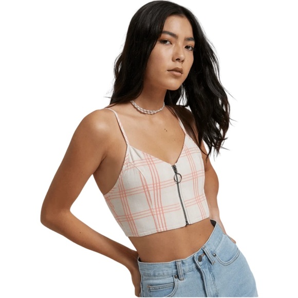 affends Tops - Tan and White Buttoned Sleeveless Crop Camisole